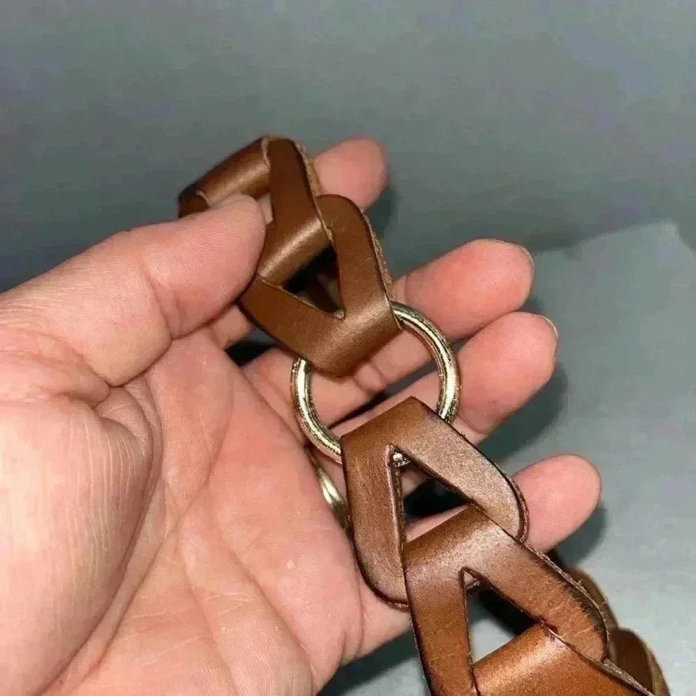 Chicos Trisha Geometric Full grain Leather Belt. Gold hardware, New with Tags
